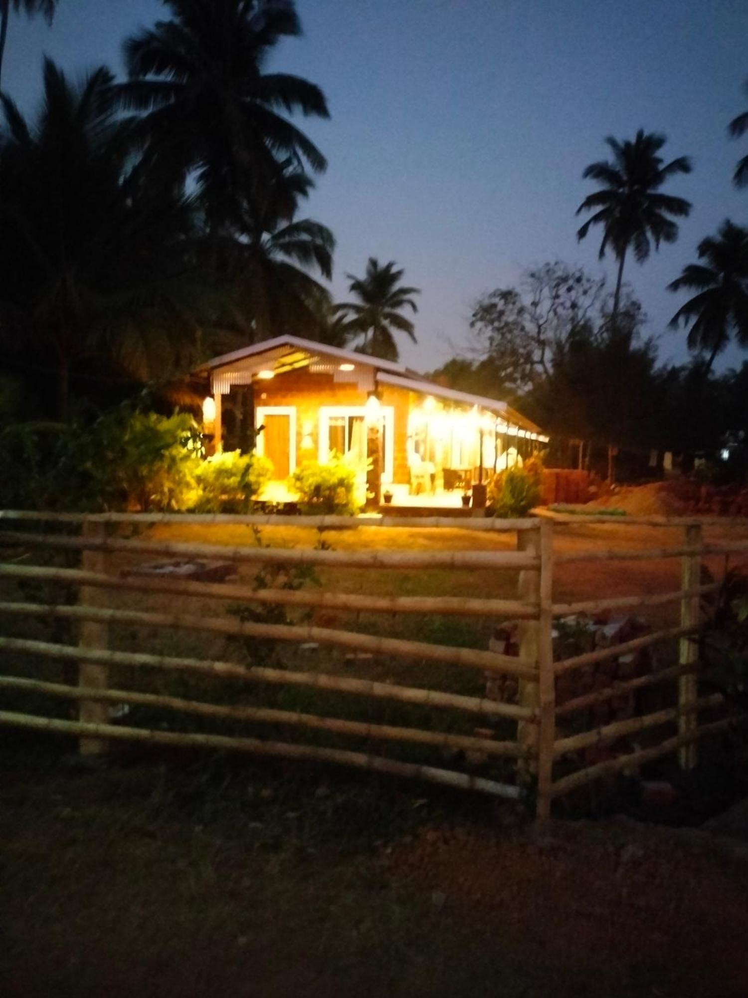 Riverstone Riverfront Farmhouse Gokarna  Δωμάτιο φωτογραφία